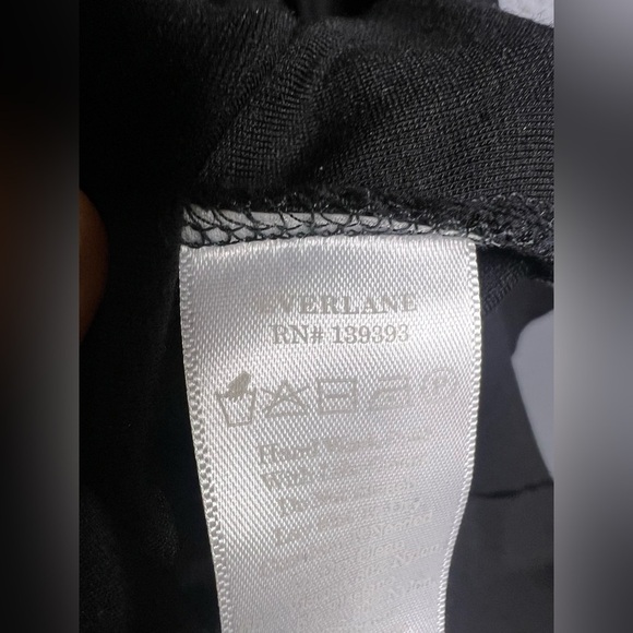 Everlane Long Sleeve Shift Dress in Black in size 4 - Picture 9 of 11